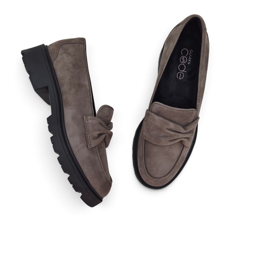 Clarks 263 27469 Code L Edge Taupe