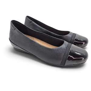 Clarks 263 28139 Cathrynn Dusk Noir Patent