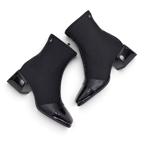 Aqua Flex 28-Violet Noir