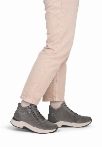 Remonte D3V71-45