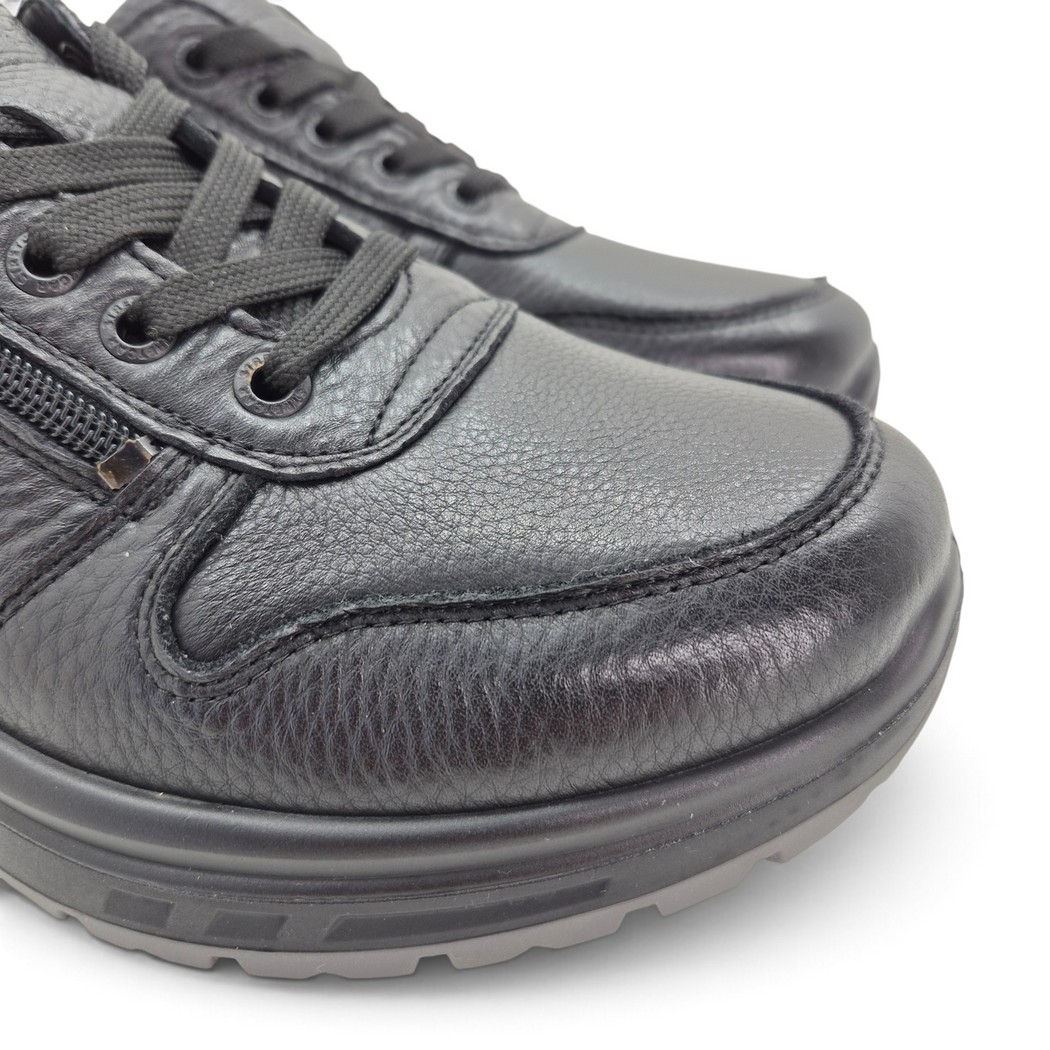 Comfort R-1282 Jarod Noir