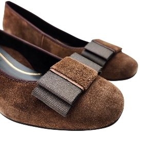 Ara 12-11884 Garnet Mocca