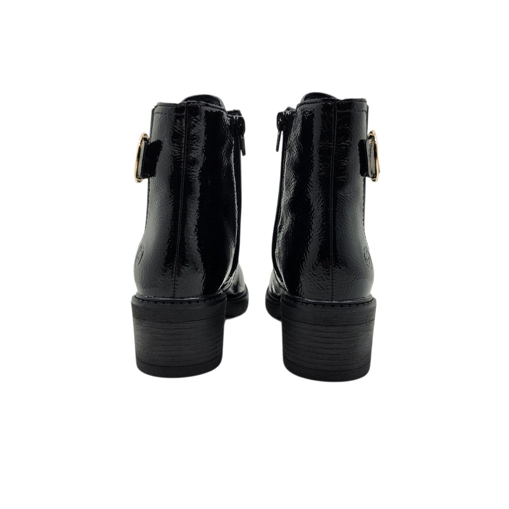 Remonte D1A72-01