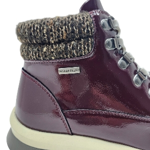 Wanderlust T25612 Lexie Bordeaux