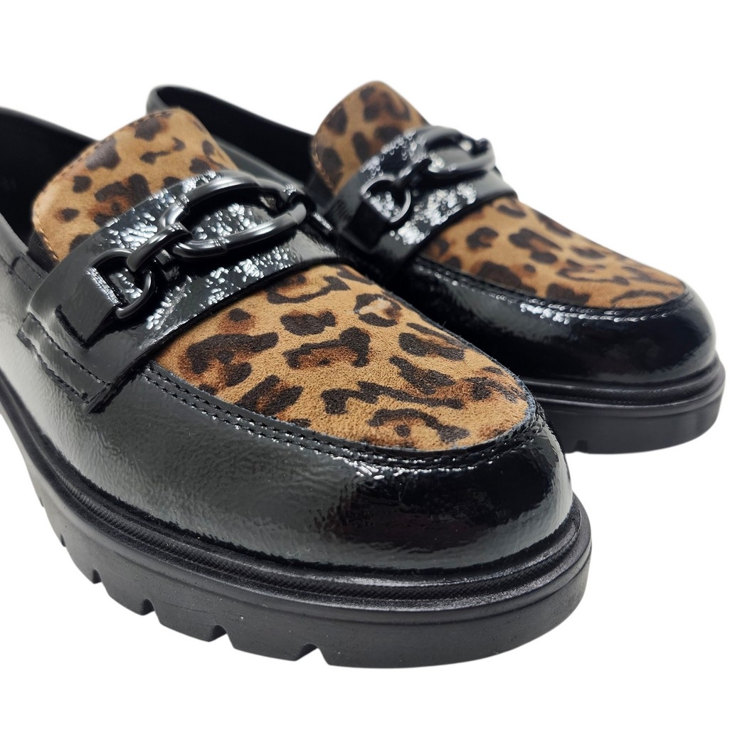 Ara 12-11219 Camelia Noir Patent