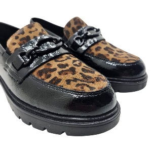 Ara 12-11219 Camelia Noir Patent