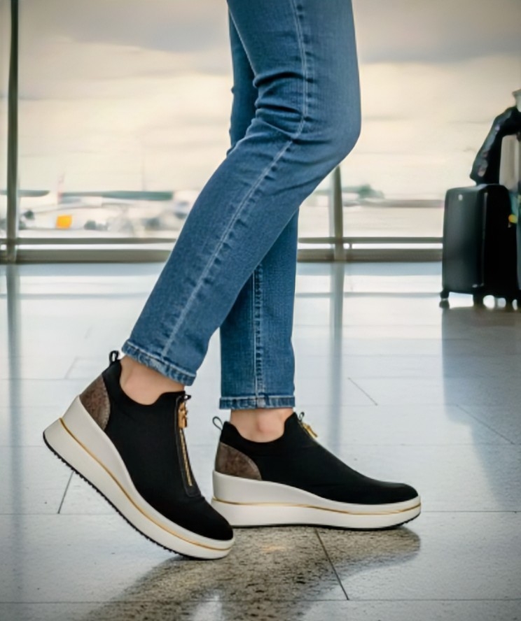 Michael Kors 43R6EMFP3D Emmy Wedge Zip Slip On Noir