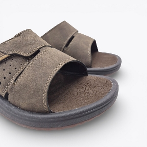 Clarks 87493 M Breeze Slide Marron