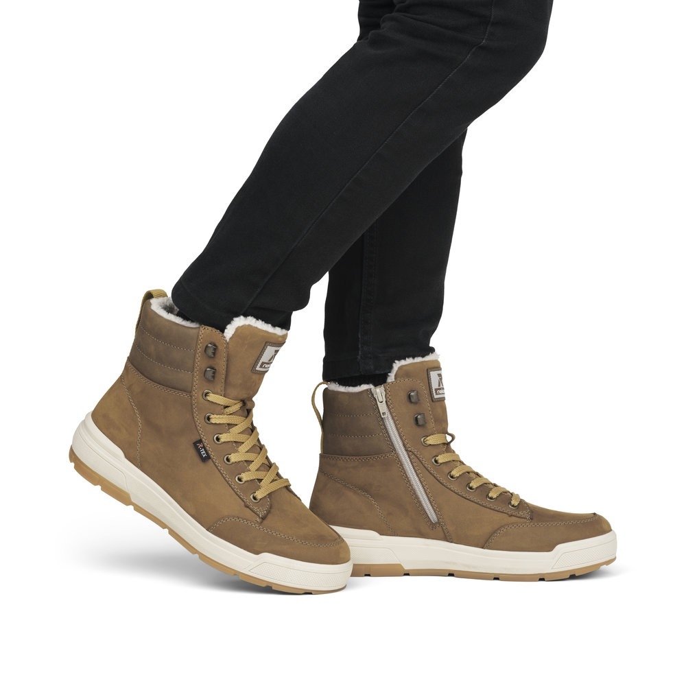 Revolution U0071-68